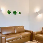 Prázdninový dům Tropical Island 23c - Seesicht - Massage - Bbq - Billiard - Trambolin - Tischkicker - Penthouse - Parkplatz Ohningen
