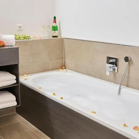 Holiday home Tropical Island 23c - Seesicht - Massage - Bbq - Billiard - Tischkicker - Penthouse - Parkplatz