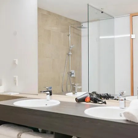 Tropical Island 23c - Seesicht - Massage - Bbq - Billiard - Trambolin - Tischkicker - Penthouse - Parkplatz