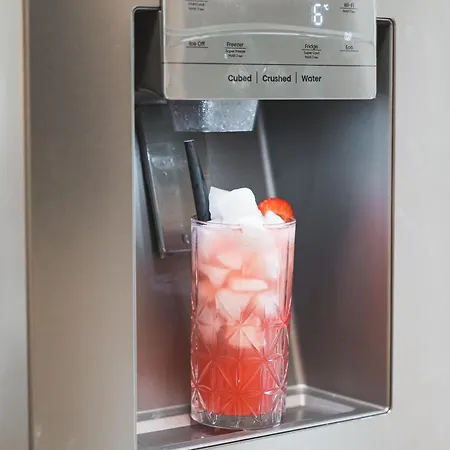 Tropical Island 23c - Seesicht - Massage - Bbq - Billiard - Trambolin - Tischkicker - Penthouse - Parkplatz Ohningen