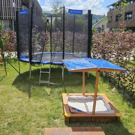 Tropical Island 23c - Seesicht - Massage - Bbq - Billiard - Trambolin - Tischkicker - Penthouse - Parkplatz Ferienhaus Ohningen